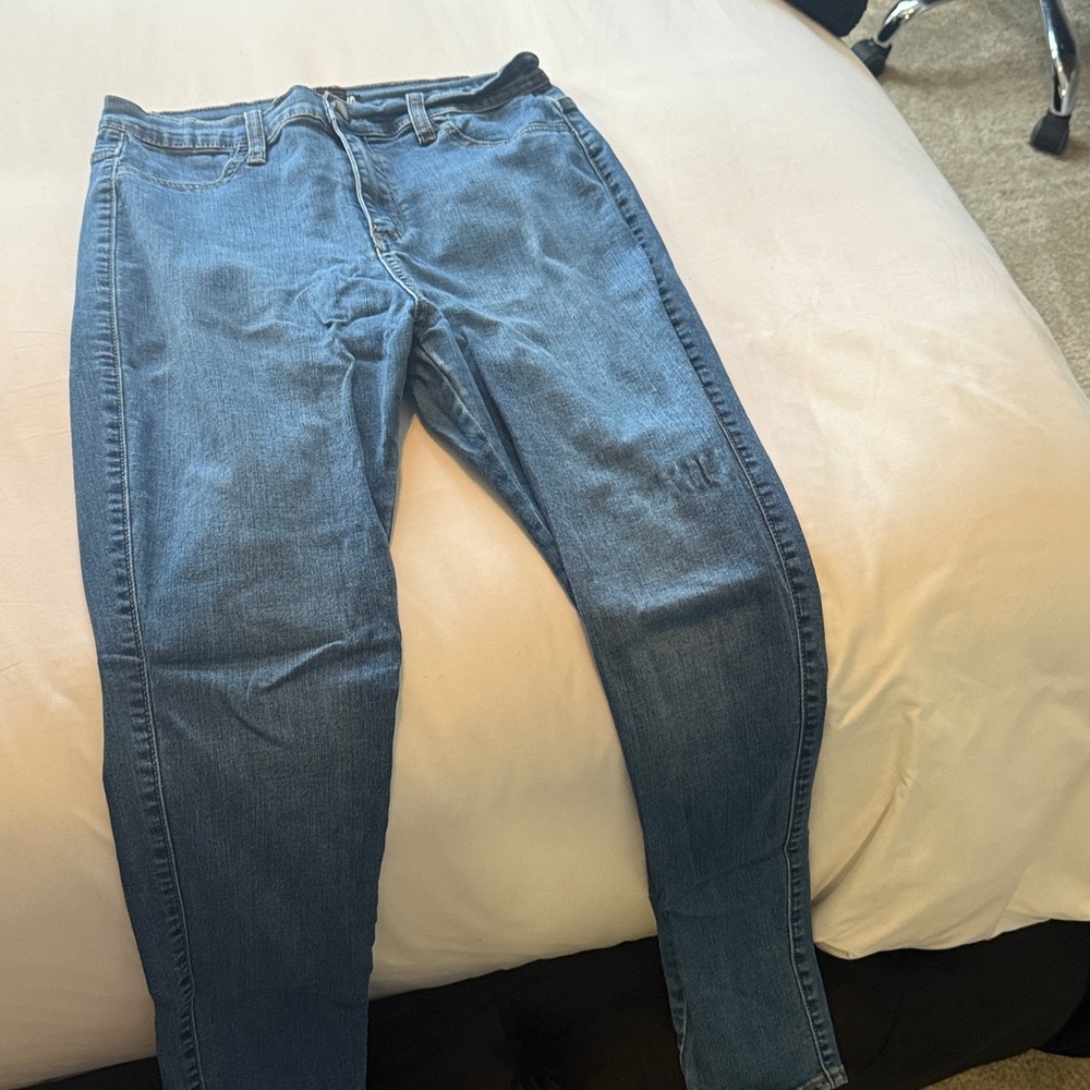 Fashion Nova Blue Skinny Jeans
